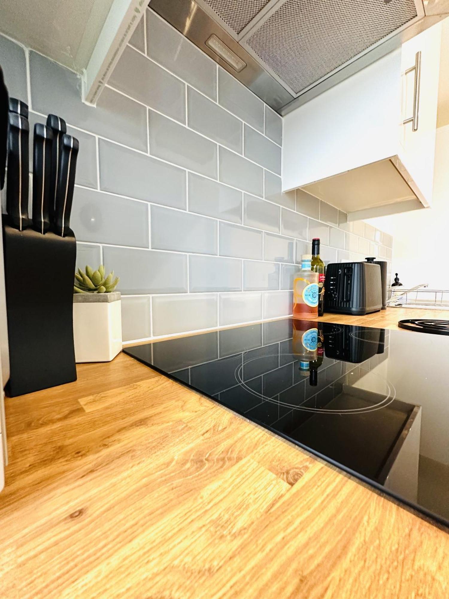 301 Grosvenor House Appartement Wakefield Buitenkant foto