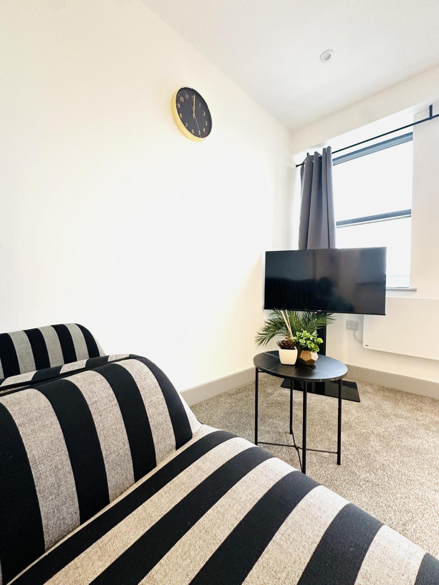301 Grosvenor House Appartement Wakefield Buitenkant foto